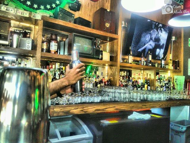 Carlos'n Charlie's